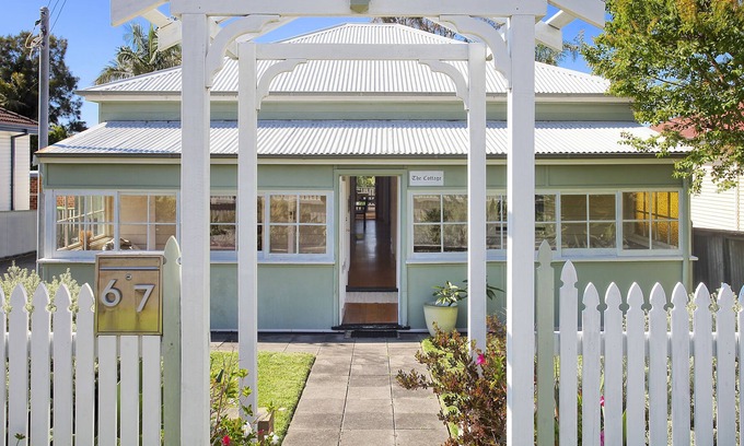 Shellharbour Cottage | The Village of Shellharbour Cottage