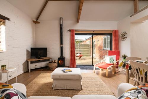 Sculthorpe House | The Wagtail Cottage