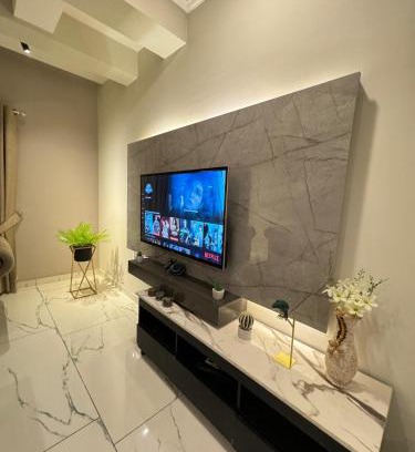 Rawalpindi Apartment | The Walnut: 1BHK Luxury Apt Self Checkin