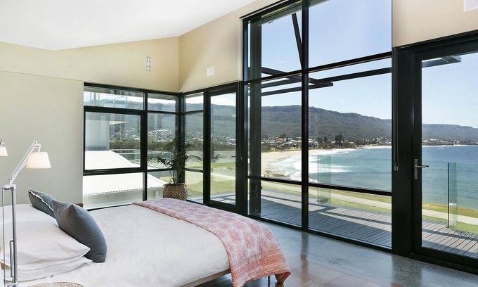 Bulli House | The Weaver Beach House @ Sandon Point