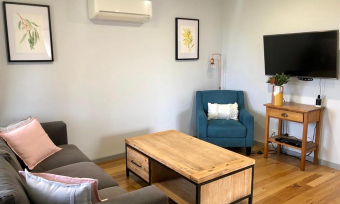Peterborough Apartment | The Weekender