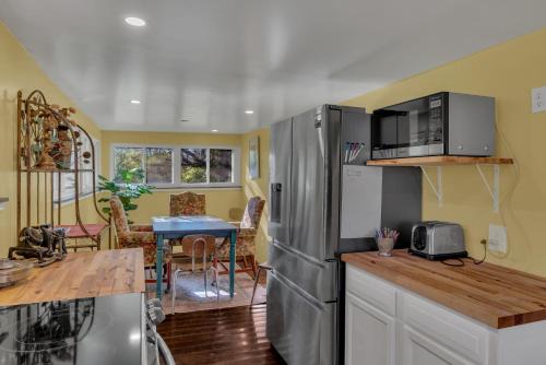 Madison House | The Whiskey River Lodge