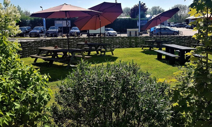 Cambridge Hotel | The White Horse Inn