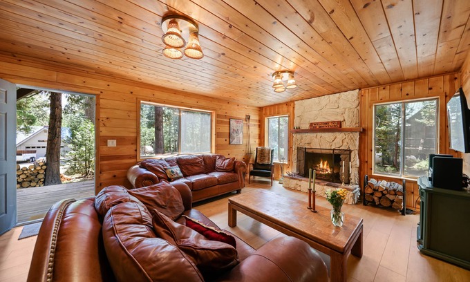 Alta Cabin | The Wildwood Cabin - Tahoe National Forest