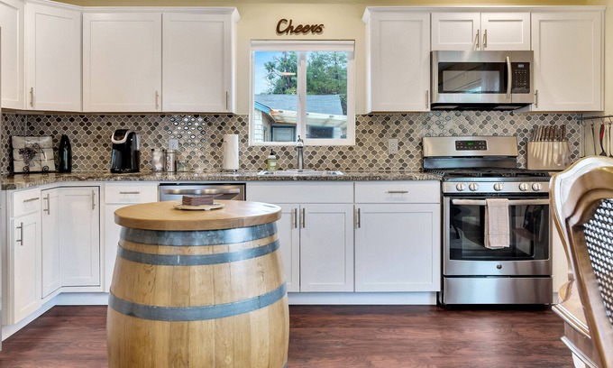 Paso Robles Cottage | THE WINE BARREL-The Westside Cottages 2 Bed/2 Bath
