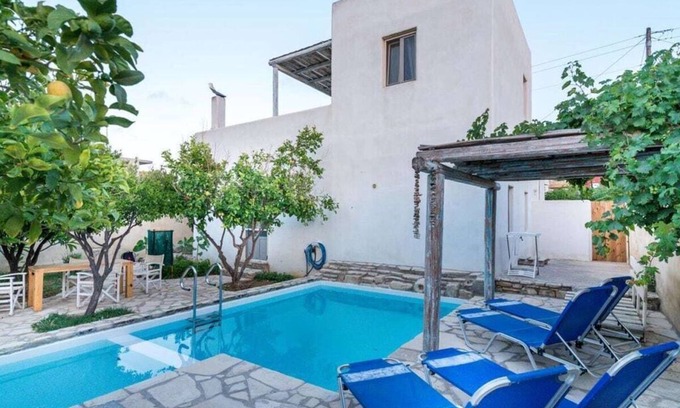 Pitsidia House | Theona Comfortable holiday residence