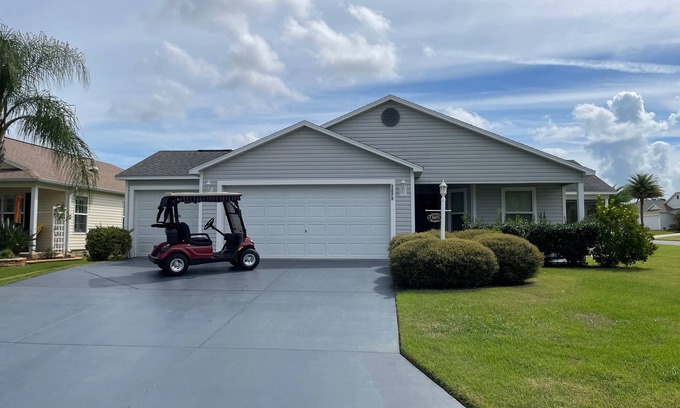 Charlotte House | This Amazing Home Has it ALL! Gas Golf Cart, BBQ, Bikes & close to the FUN