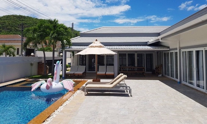 Nong Kae Villa | Thiva Pool Villa Hua Hin