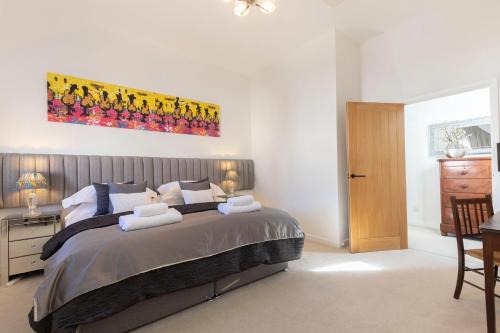 Cheltenham Apartment | Thornton House Town Centre Free Car Park