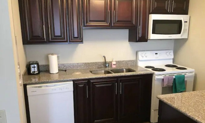 Brockville Apartment | Thousand Islands apartment Unit 7