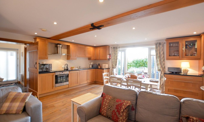 Orford Cottage | THREE CHANTRY BARNS, ORFORD, pet friendly, with a garden in Orford