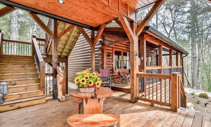 Hidden Lake House | Three Loves Cabin | Cherry Log, GA