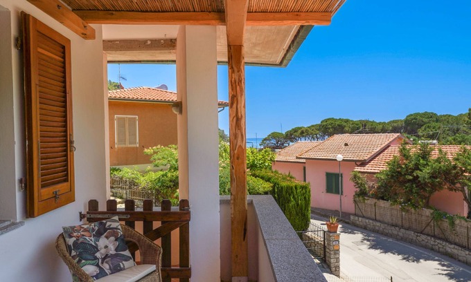 Fetovaia Apartment | Three-room apartment on the first floor