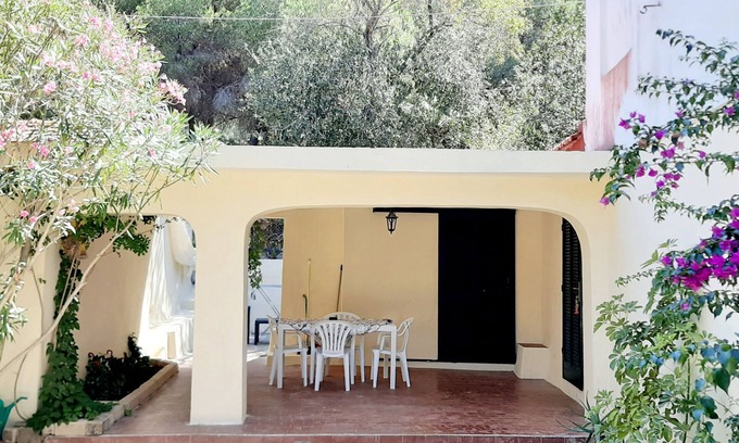 Capoliveri House | Three-room apartment with sea view terrace, free private parking, beach at 200mt