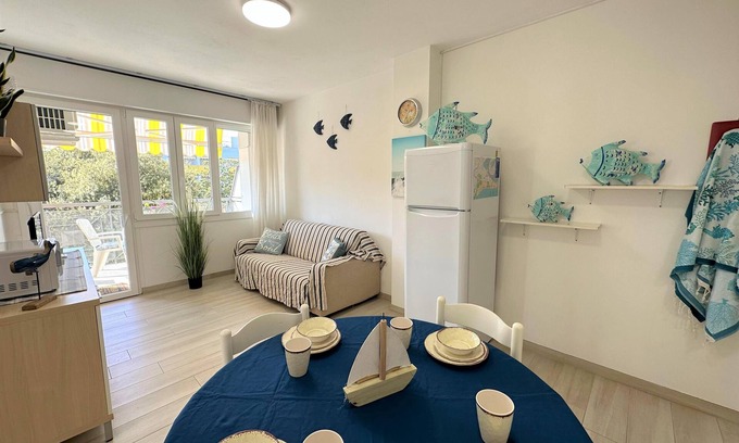 Lignano Pineta Apartment | Three-room apartment with swimming pool