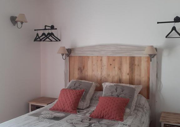 Aubignan Apartment | thym & Romarin