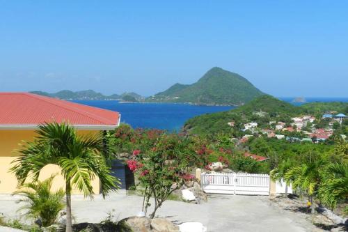 Terre-de-Bas Apartment | TI COCO