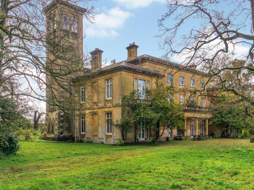 Tibberton Apartment | Tibberton Court Apartment - Uk48582