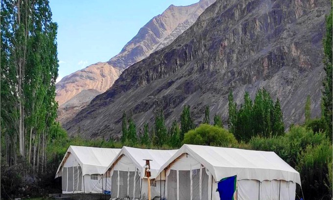 Hunder RV Rental | TIH Hidden Valley Camp - Hunder
