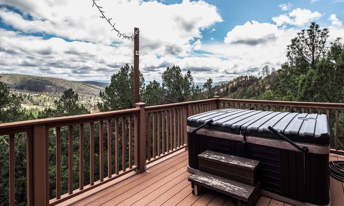 Ruidoso Cabin | Timberline Hideaway | Pet Friendly, Amazing Views!