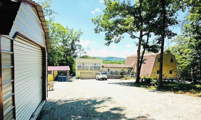 Burnside House | Time to get away from mythe hustle and bustle