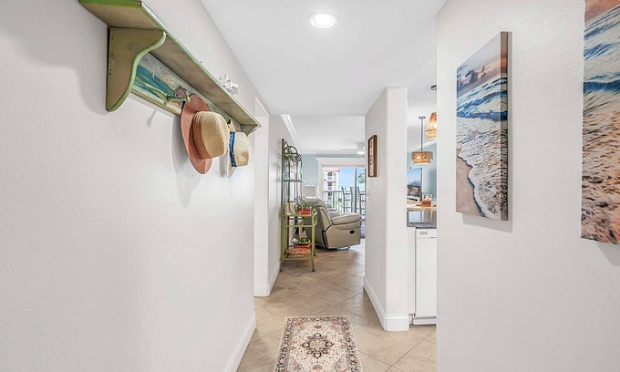 Point East Condo | Time to relax at the beach!