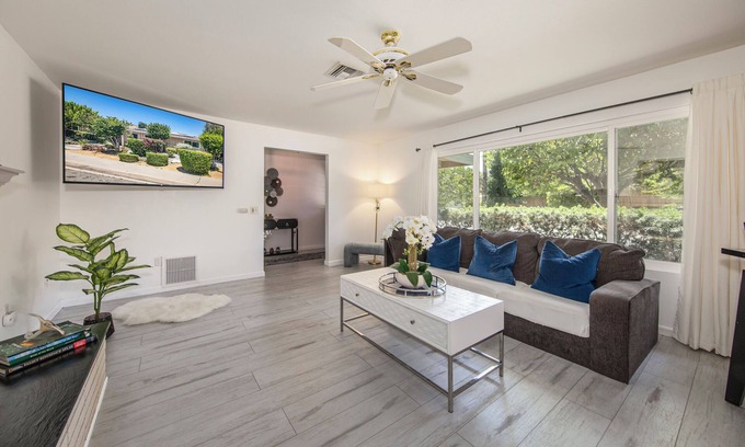 Loma Linda House | Timeless 4BR Oasis: Poolside Relaxation and Jacuzzi Comfort House in Loma Linda