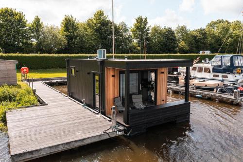 Garnwerd Boat Rental | Tiny Boat House #3