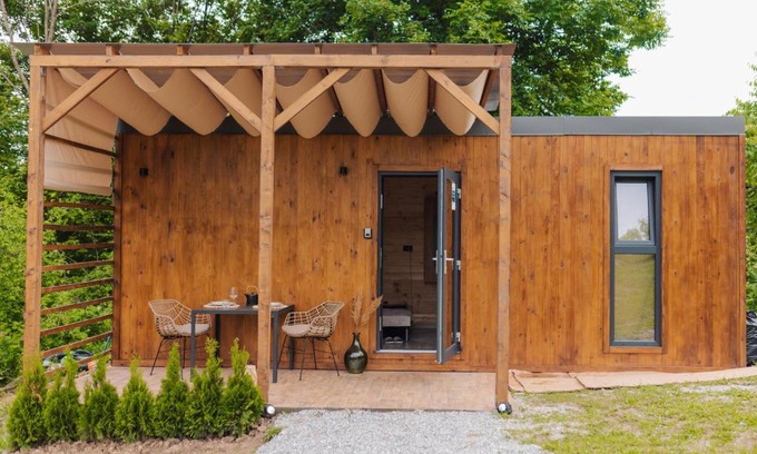 Salatrucel House | Tiny Heaven Cabin