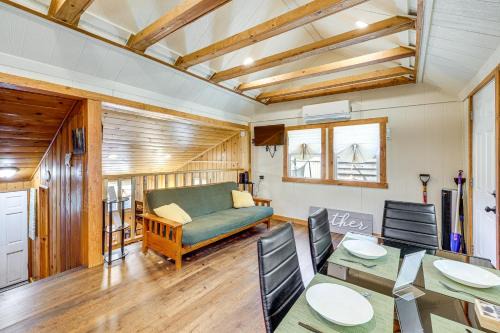 Arrowhead Villas Apartment | Tiny Home with Deck and Mtn Views in Lake Arrowhead!