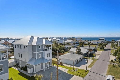 Bid-a-wee Beach House | Tipsea Turtle - AvantStay 1 Block to Gulf Pool