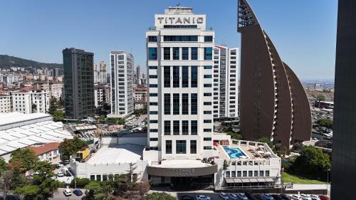 Orta Hotel | Titanic Business Kartal