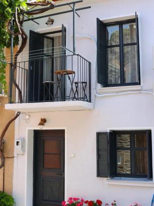 Plomari House | Titinas'