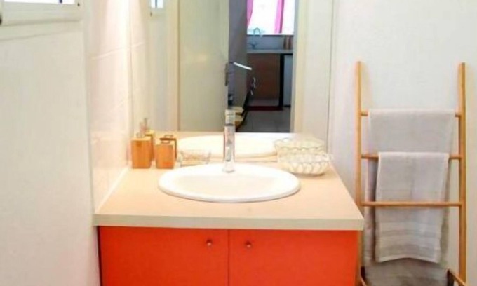 Circuit 1C1 House | Title : Live in Precious - Noubara Oya