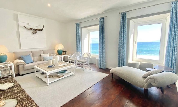 Las Aguas House | To be completed