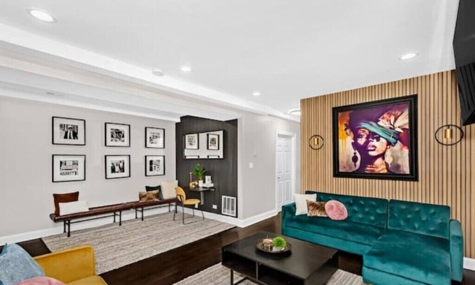 Bronzeville Apartment | Toca Bella ~ 7mins to Downtownn