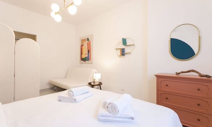 Giambellino Apartment | Tolstoj - Delicious Studio With Balcony By Halldis