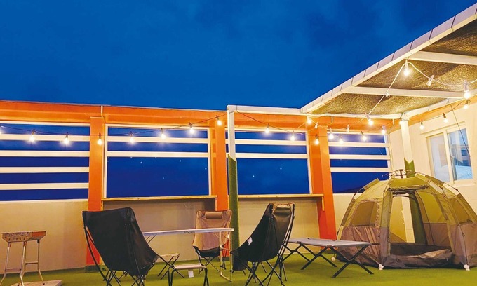 Tongyeong Hotel | Tongyeong Rock