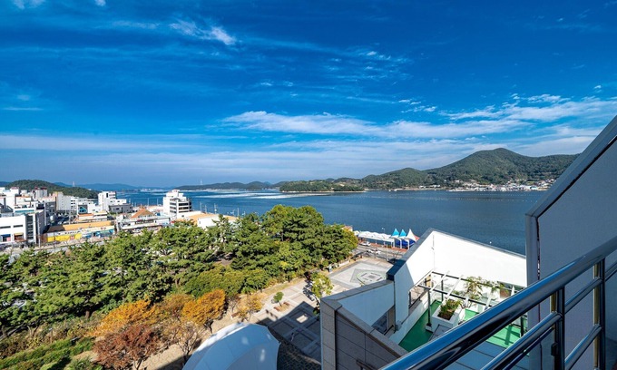Tongyeong Hotel | Tongyeong v