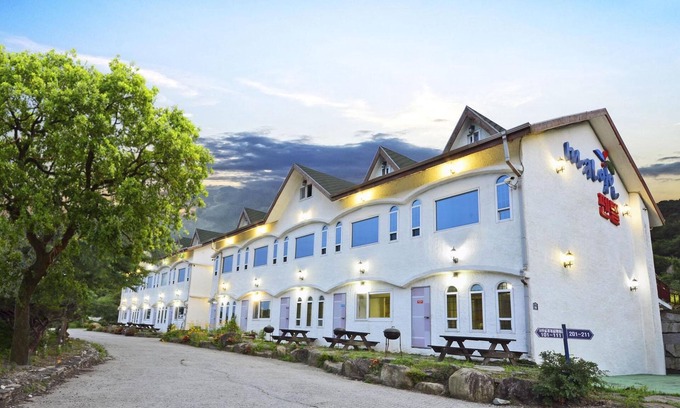 Sanyang-eup House | Tongyoung Macaio Pension