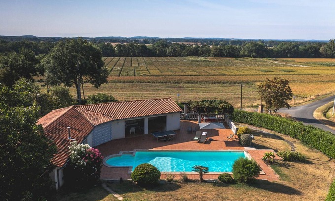 Gaillac Ski Chalet | Tonnelle Gaillacoise - Aircon - Pool