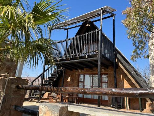Buffelspoort Ski Chalet | Tonquani Bush Chalet
