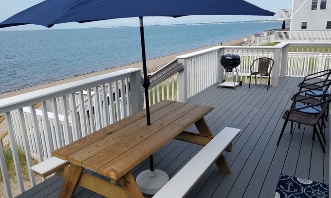 North Truro Hotel | Top Mast Resort