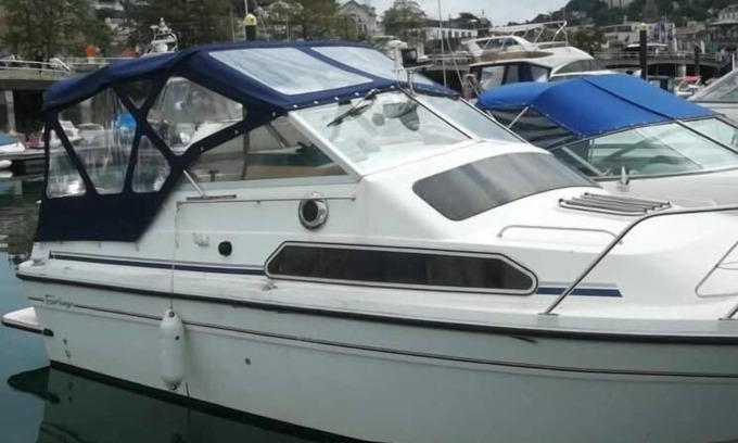 Torquay City Centre Cabin | Torquay - Boat - Sleeps 2 - Seaside