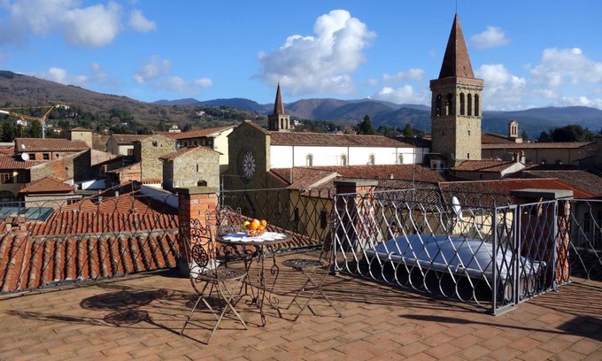 Sansepolcro House | Torre Medioevale d'Uguccione