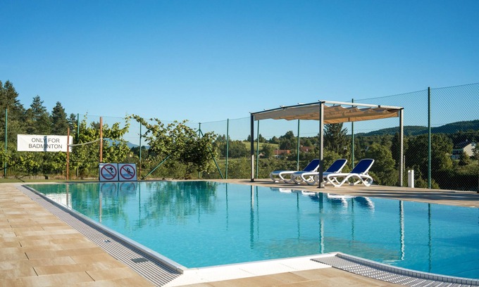 Ostarski Stanovi Hotel | Tourist Center Marko