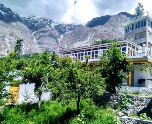 Karimabad Hotel | Tourist Cottage Hunza