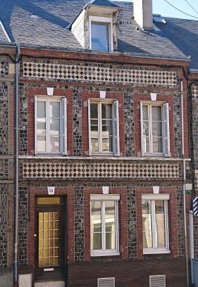 Fecamp House | Tout un 2eme étage à 300 mètres de la mer, chez l'habitant !