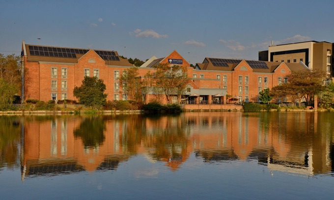 Constantia Kloof Hotel | Town Lodge Roodepoort