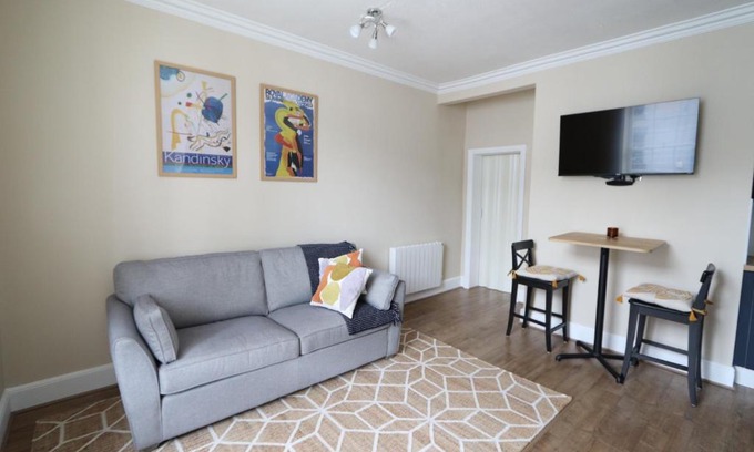 Stourport-on-Severn Apartment | Town View